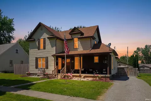 309 W Oak St, Butler, IN 46721
