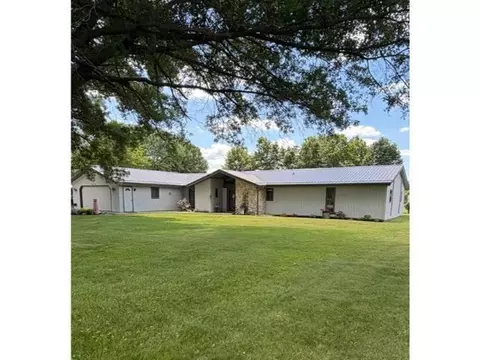 6516 Popp Rd, Fort Wayne, IN 46845