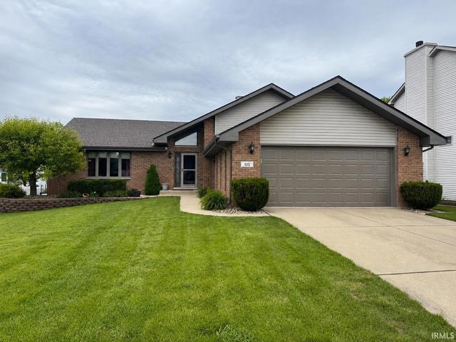 65 Beiriger Dr, Dyer, IN 46311