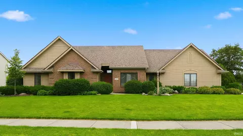 2425 Shore Oaks Pass St, Fort Wayne, IN 46814