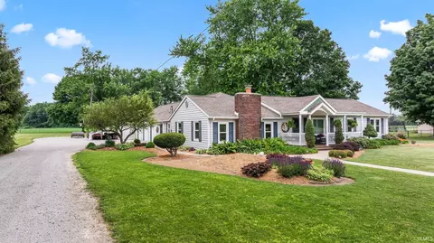 4825 W Dupont Rd, Fort Wayne, IN 46818