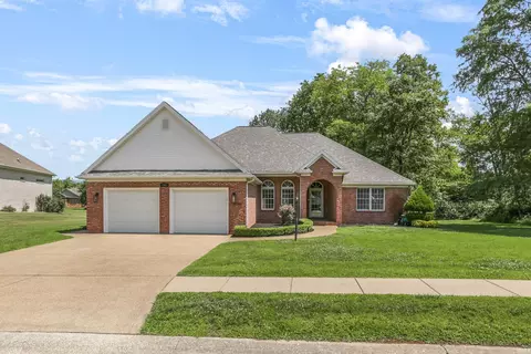196 Quail Crossing Dr, Boonville, IN 47601