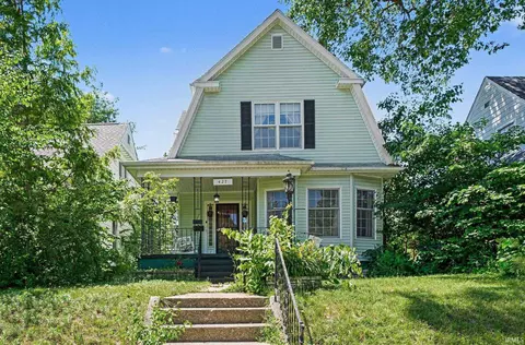 427 Calhoun St, Mishawaka, IN 46545
