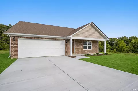 8504 N Seneca Dr, Muncie, IN 47303
