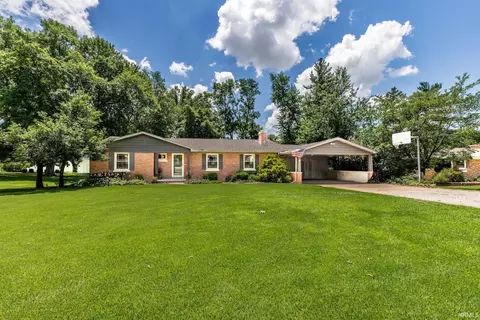 2267 Cherry Ln, Evansville, IN 47725