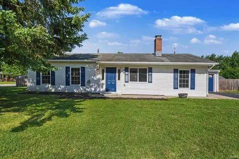 1815 Michaels St, Warsaw, IN 46580