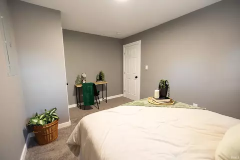 Bedroom - 8694 S Vine St, Straughn, IN 47387 photo 4 of 6