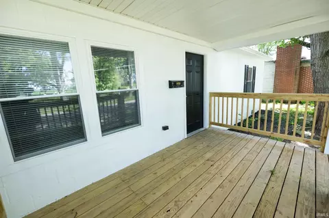 Exterior - 8694 S Vine St, Straughn, IN 47387 photo 2 of 2