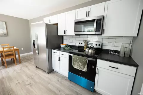 Kitchen - 8694 S Vine St, Straughn, IN 47387 photo 2 of 3