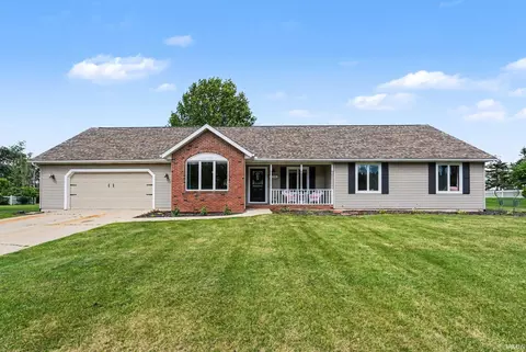 12392 Diamond Dr, Plymouth, IN 46563