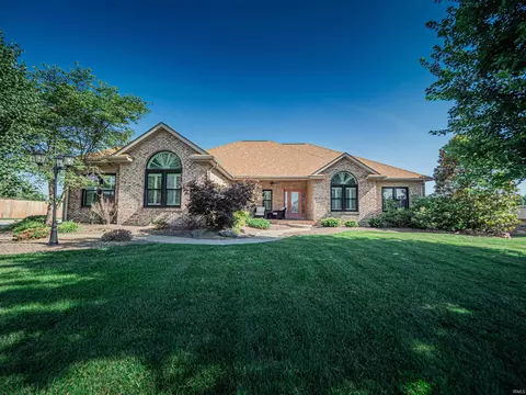 4389 W Brescher Dr, Jasper, IN 47546