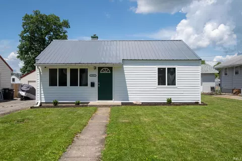 1917 Glenwood Ave, Fort Wayne, IN 46805