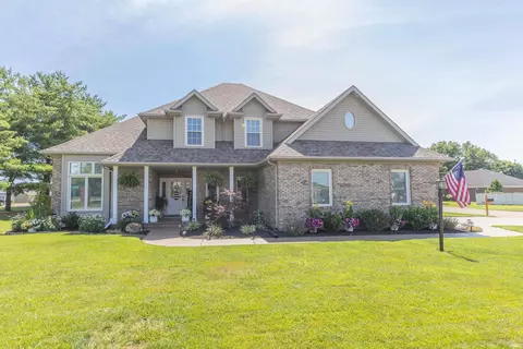 4522 Ivy Glenn Dr, Newburgh, IN 47630