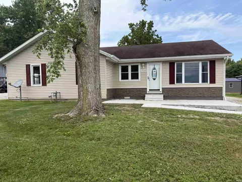 518 Linden Dr, Spiceland, IN 47385