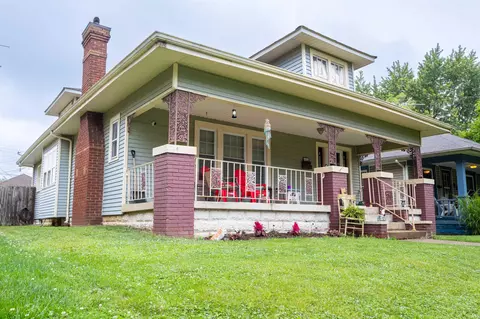 909 S 21st St, New Castle, IN 47362