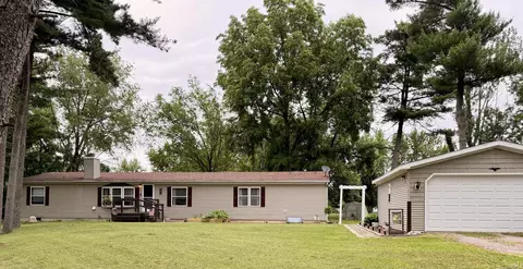 2656 Evergreen Dr, Warsaw, IN 46582