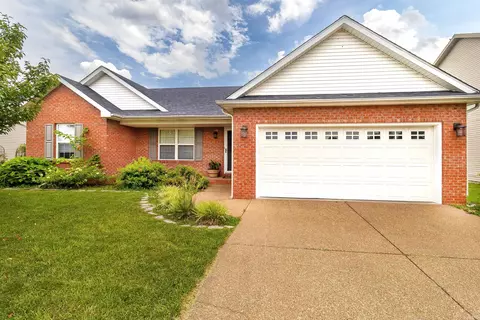 10657 Fall Creek Dr, Newburgh, IN 47630