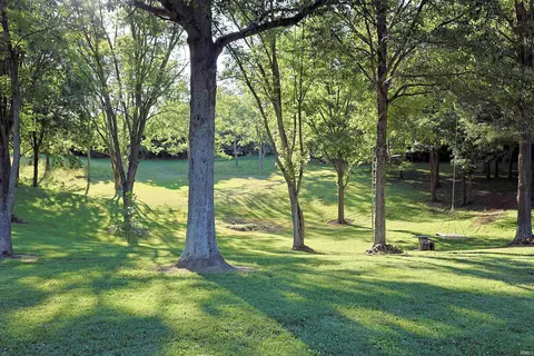 Exterior - 2823 Avoca Eureka Rd, Bedford, IN 47421 photo 23 of 27