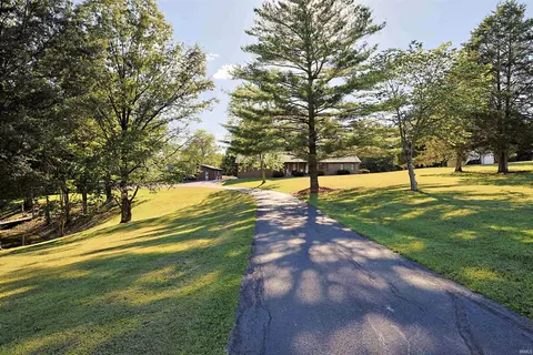 Exterior - 2823 Avoca Eureka Rd, Bedford, IN 47421 photo 12 of 27