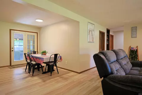 Dining - 2823 Avoca Eureka Rd, Bedford, IN 47421 photo 1 of 1