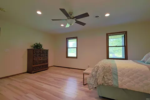 Bedroom - 2823 Avoca Eureka Rd, Bedford, IN 47421 photo 1 of 6