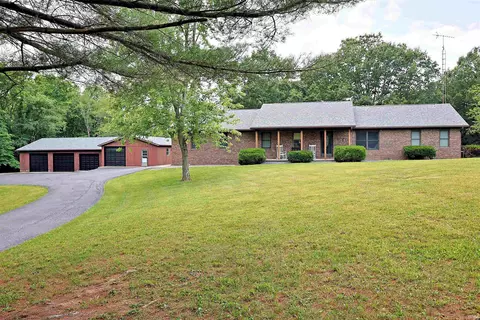 2823 Avoca Eureka Rd, Bedford, IN 47421