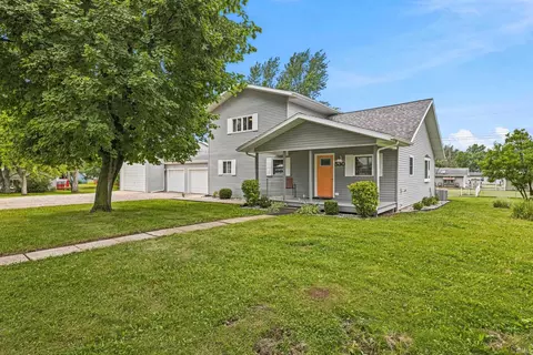 530 W Barber St, Hartford City, IN 47348
