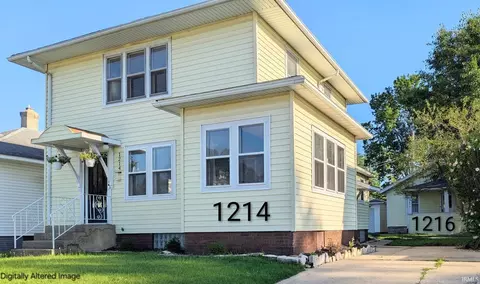 1216 E 3rd St, Mishawaka, IN 46544