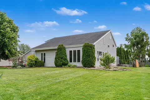 Exterior - 12080 Covered Wagon Ct, Granger, IN 46530 photo 2 of 7