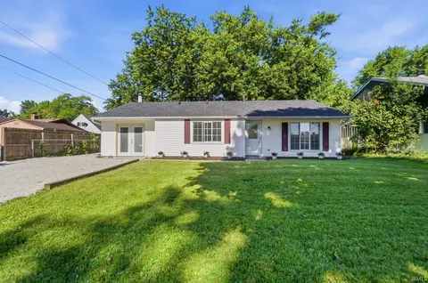 7111 Cranberry Rd, Fort Wayne, IN 46825