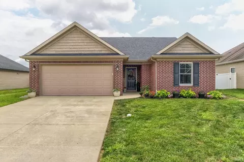 13303 Halle Dr, Evansville, IN 47725