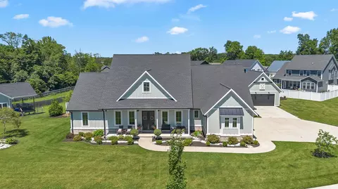 4614 N Triple Crown Dr, Bloomington, IN 47404