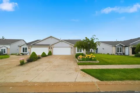1767 E Inverness Cir, Columbia City, IN 46725