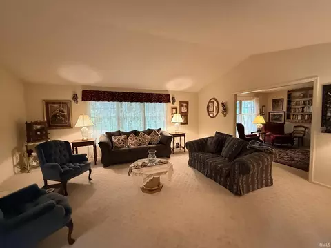 Living - 2629 E Windermere Woods Dr, Bloomington, IN 47401 photo 3 of 6