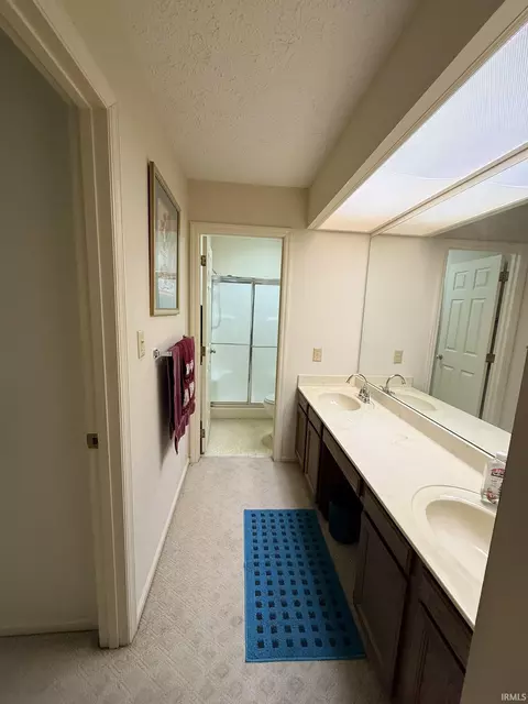 Bath - 2629 E Windermere Woods Dr, Bloomington, IN 47401 photo 4 of 4