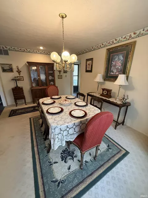 Dining - 2629 E Windermere Woods Dr, Bloomington, IN 47401 photo 3 of 5
