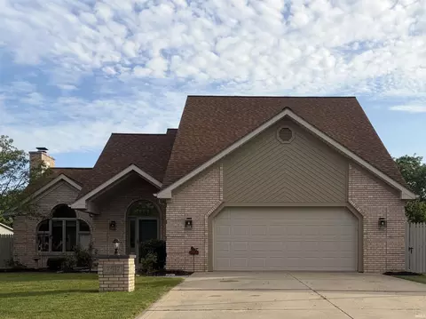 7517 Greymoor Dr, Fort Wayne, IN 46815