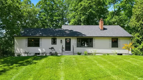 537 E Till Rd, Fort Wayne, IN 46825