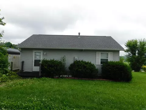 1131 Parks Dr, Spencer, IN 47460