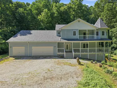 10804 E State Road 58, Bloomfield, IN 47424