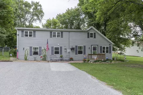 21085 Cabot Ave, Lakeville, IN 46536