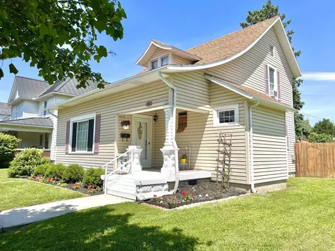538 W Washington St, Winchester, IN 47394