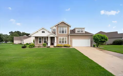 54855 Springfield Trace Dr, Osceola, IN 46561