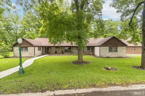 410 Crescent Dr, New Castle, IN 47362