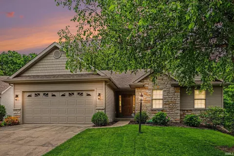 50292 Linnwood Dr, Elkhart, IN 46514