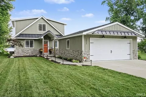 3804 W Shore Dr, Bremen, IN 46506