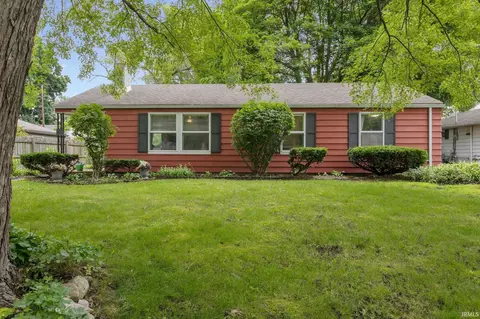 2510 Sampson St, South Bend, IN 46614