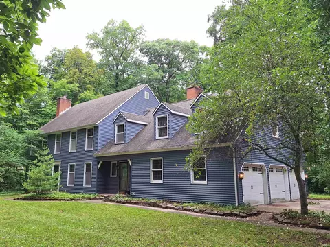 2209 Timberbrook Trl, Fort Wayne, IN 46845