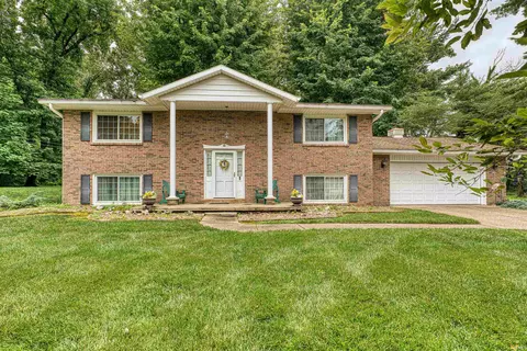 8177 Angel Dr, Newburgh, IN 47630