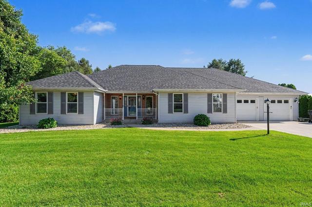 32794 Nature View Dr, New Carlisle, IN 46552
